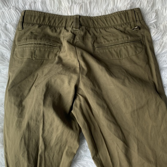 Under Armour Men’s Khaki Pants - Picture 4 of 4
